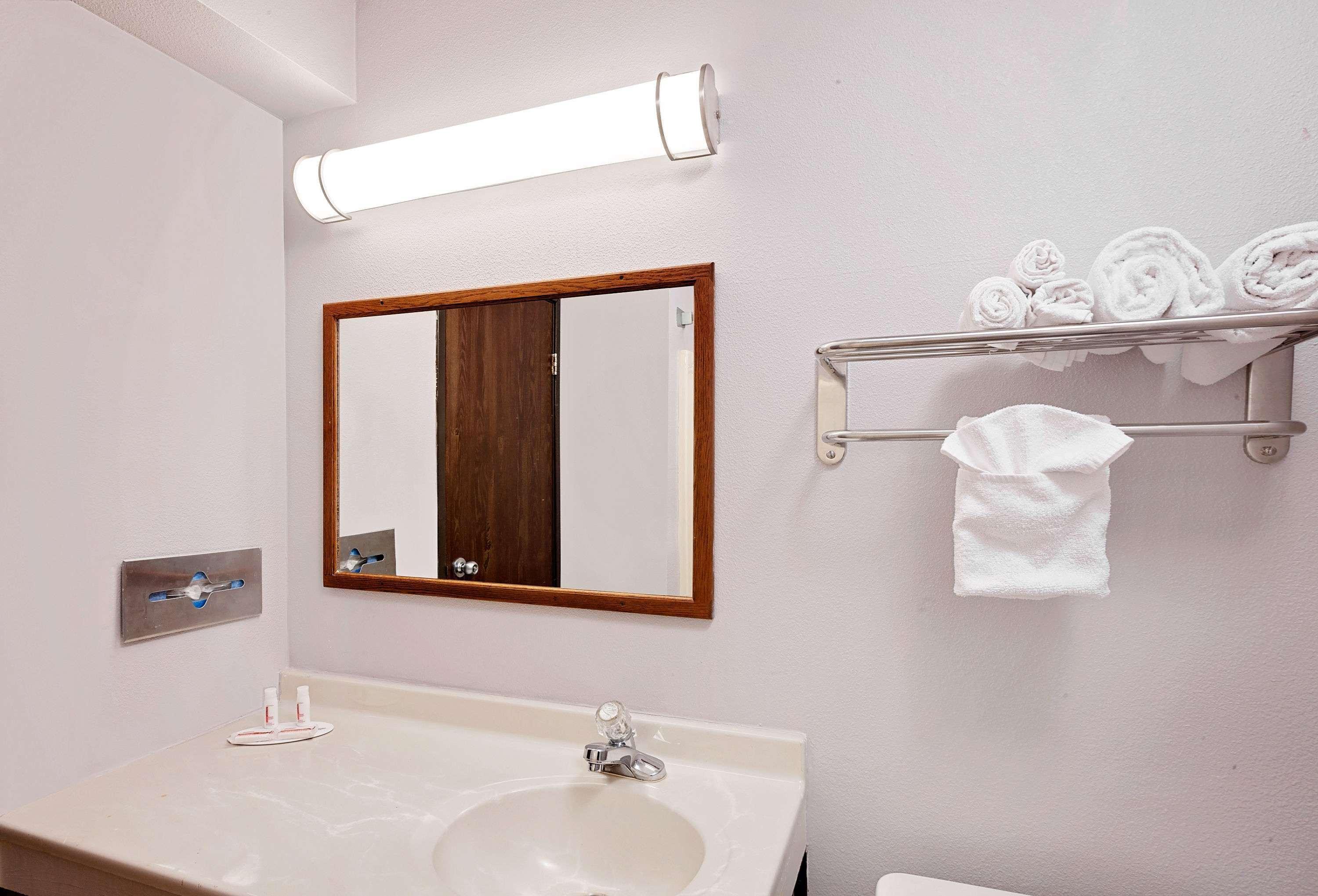 Super 8 By Wyndham Fayetteville Esterno foto