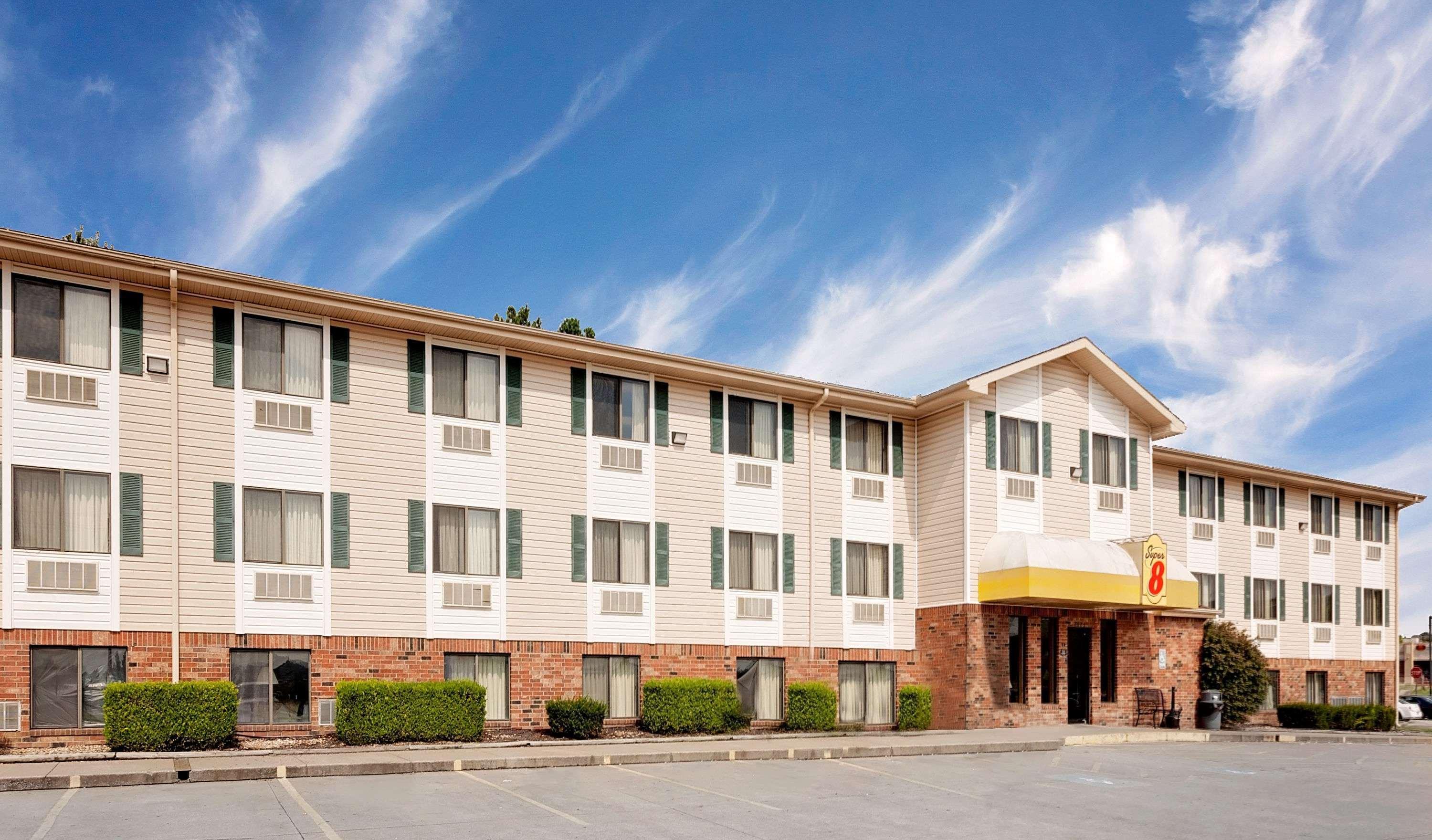 Super 8 By Wyndham Fayetteville Esterno foto