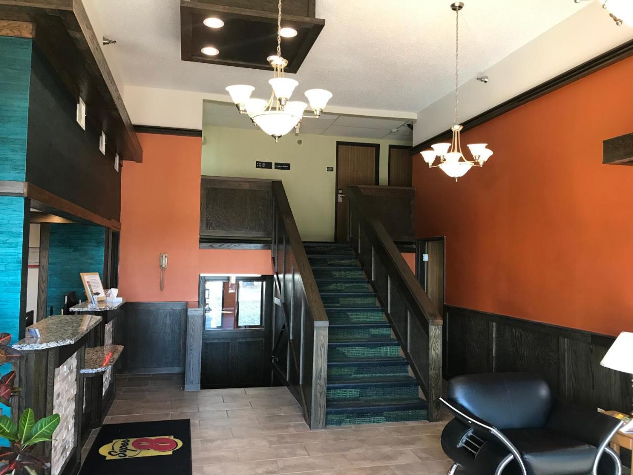 Super 8 By Wyndham Fayetteville Esterno foto